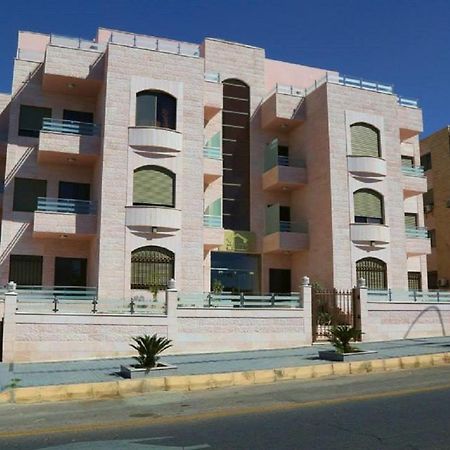 Al Jawad Suites Aqaba Eksteriør billede
