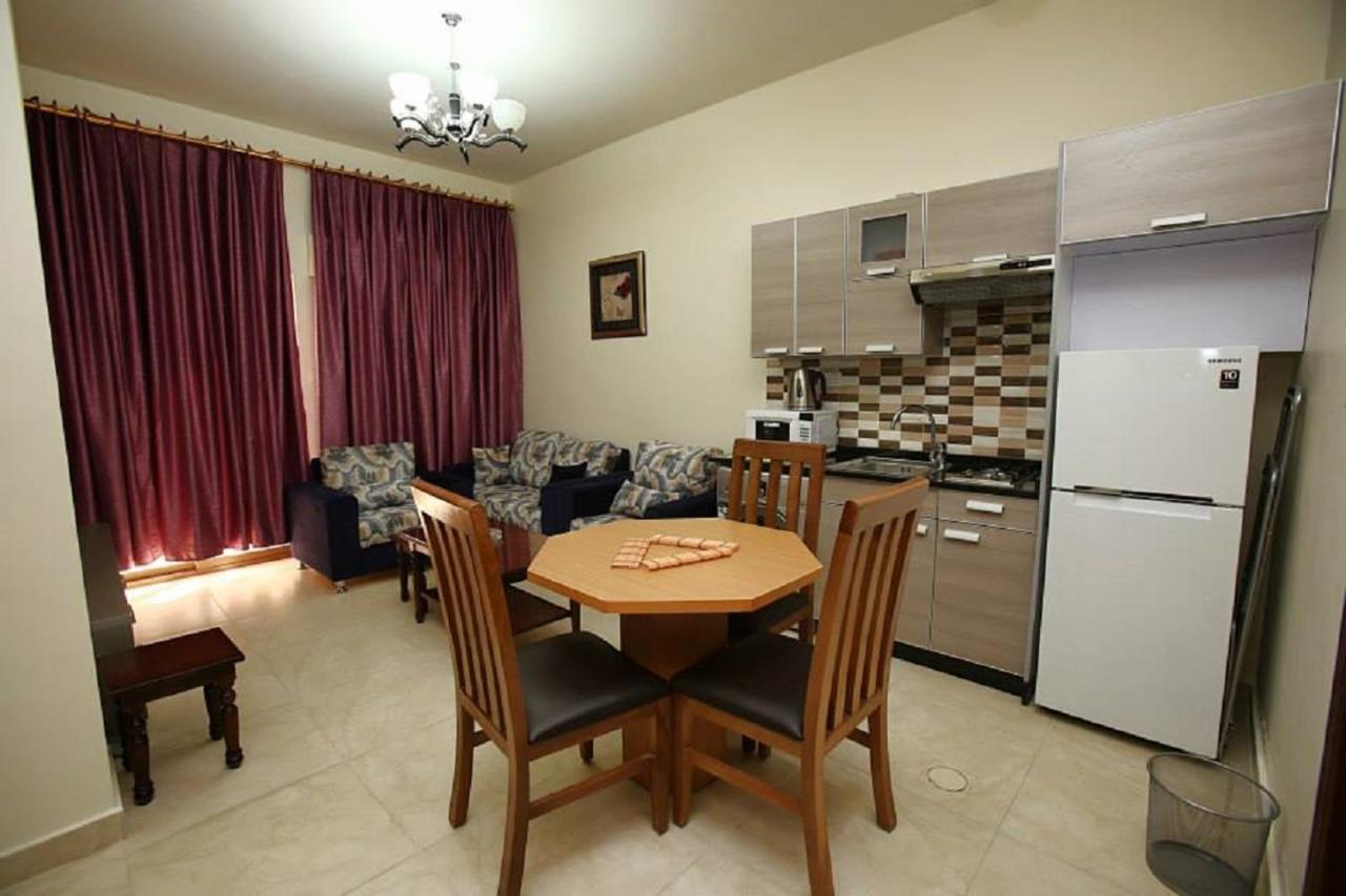 Al Jawad Suites Aqaba Eksteriør billede