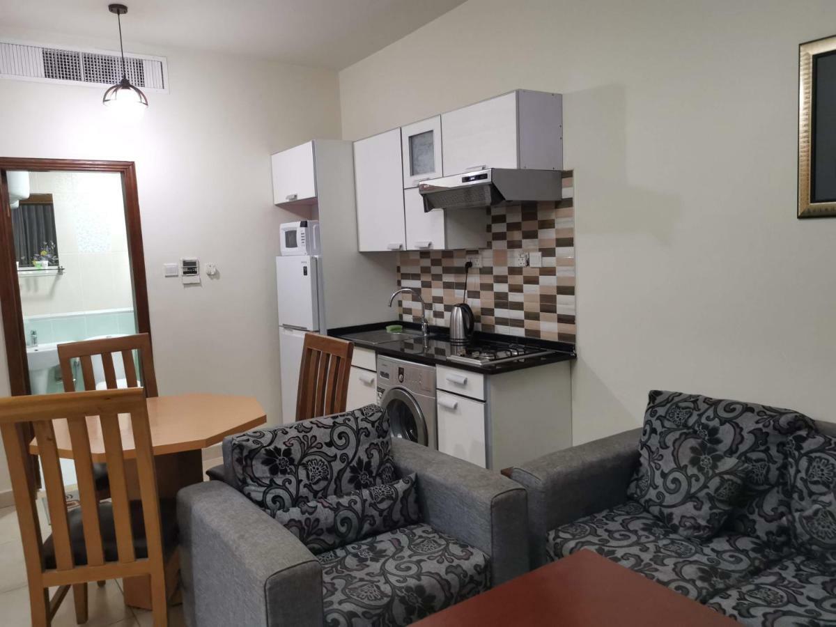 Al Jawad Suites Aqaba Eksteriør billede
